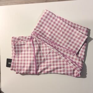 MOVING SALE! Peloton gingham high rise leggings